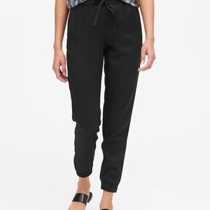 NWT Banana Republic Black Joggers - M